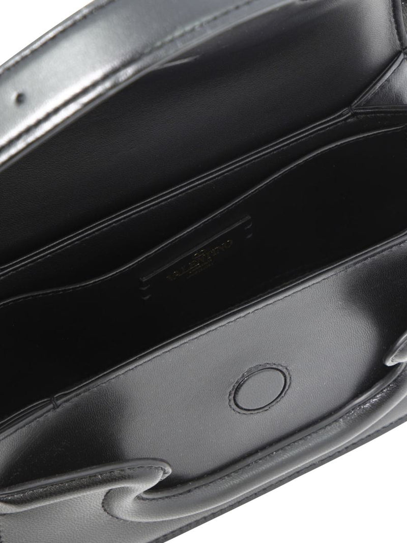 Valentino Garavani Shoulder Bags