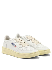 Autry "Medalist Low" Sneakers