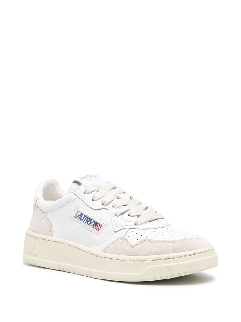 Autry 'Medalist Low' Sneakers In White Leather With Suede Inserts
