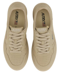 Autry "Medalist Low" Sneaker