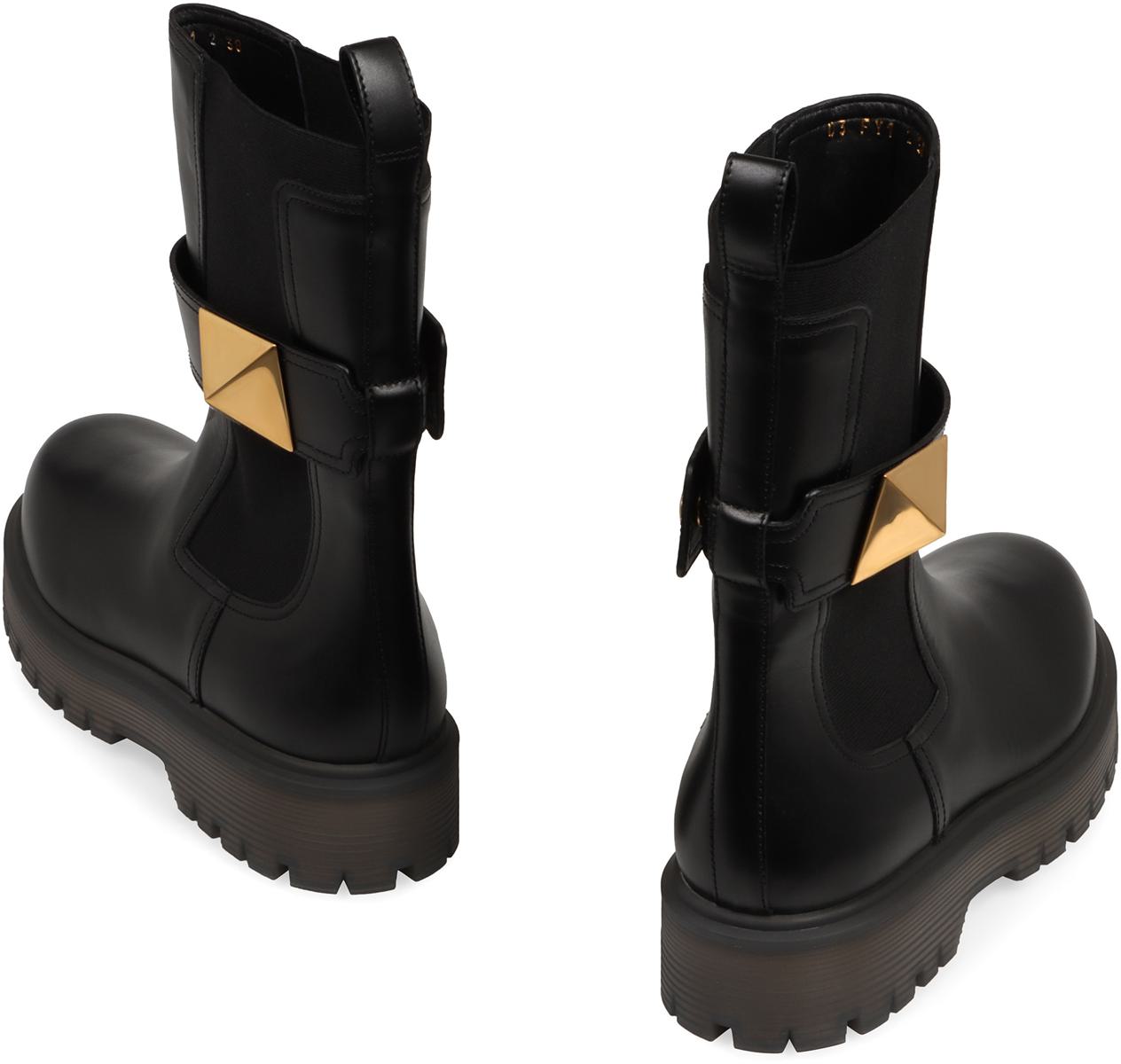 Valentino Garavani One Stud Leather Chelsea Boots