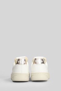 Veja V-10 Sneakers