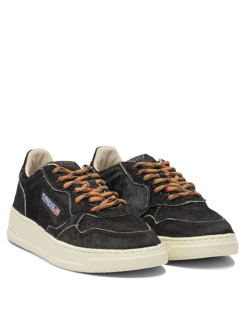 Autry "Medalist Low" Sneakers