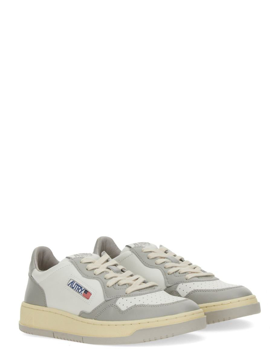 Autry "Medalist Low" Sneaker