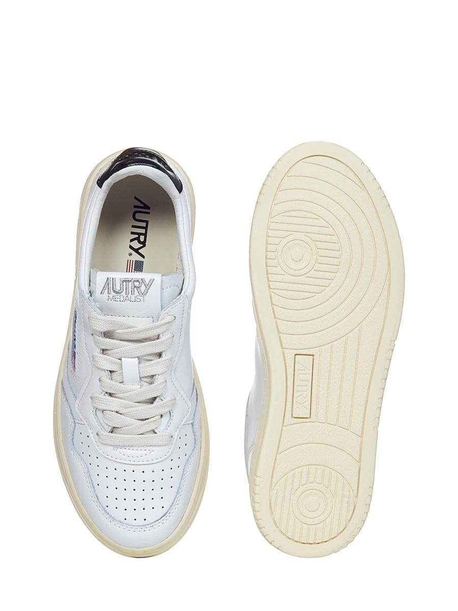 Autry Medalist Low Sneakers