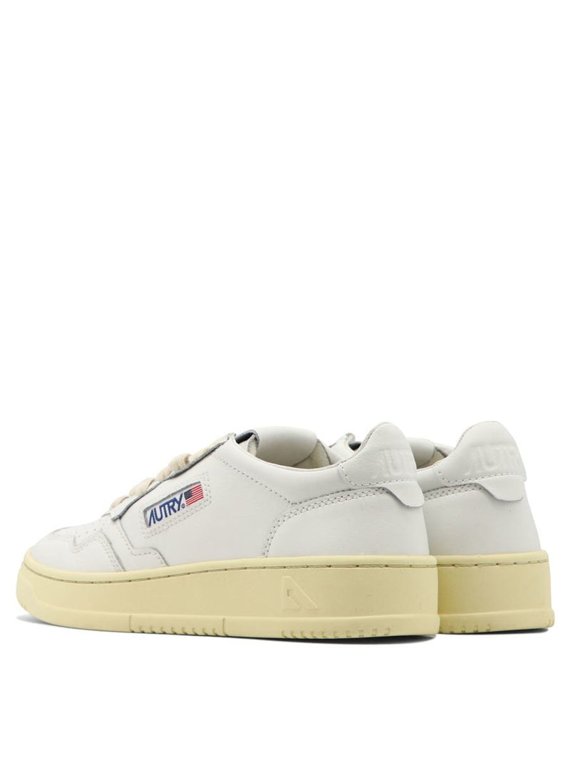 Autry "Medalist Low" Sneakers