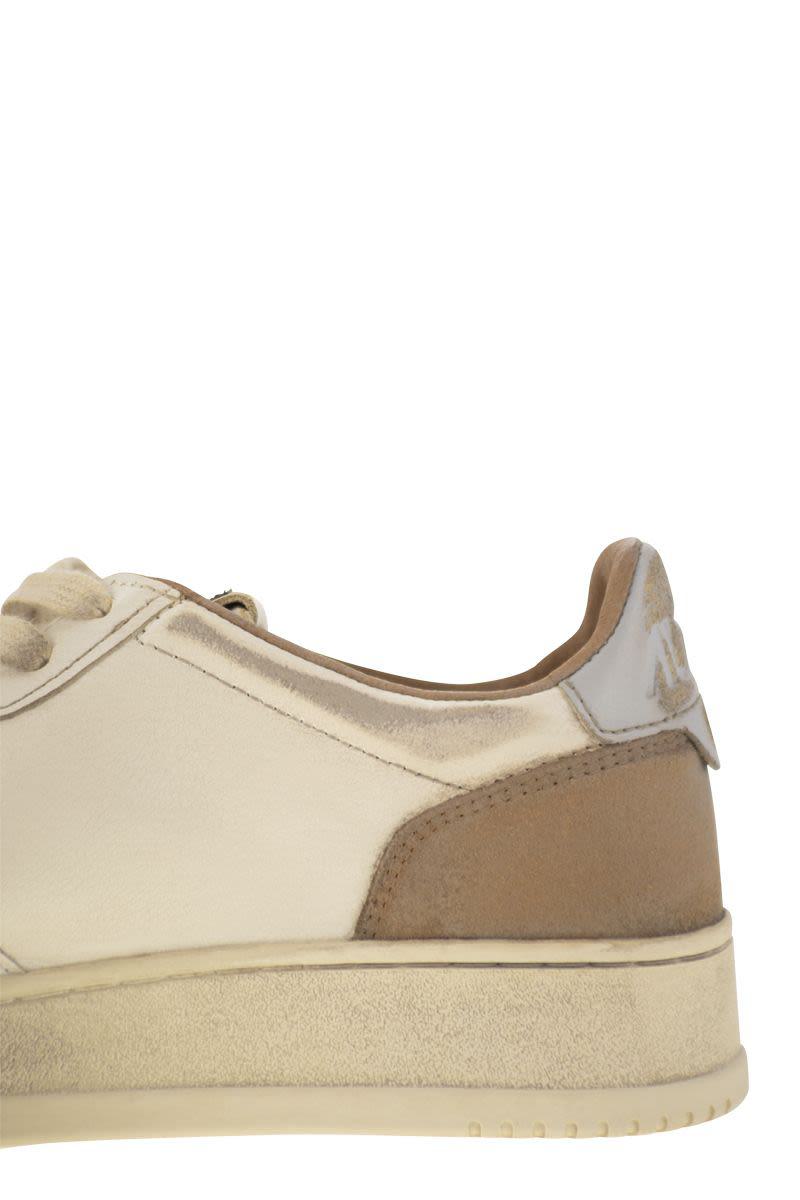 Autry Super Vintage - Leather Sneakers