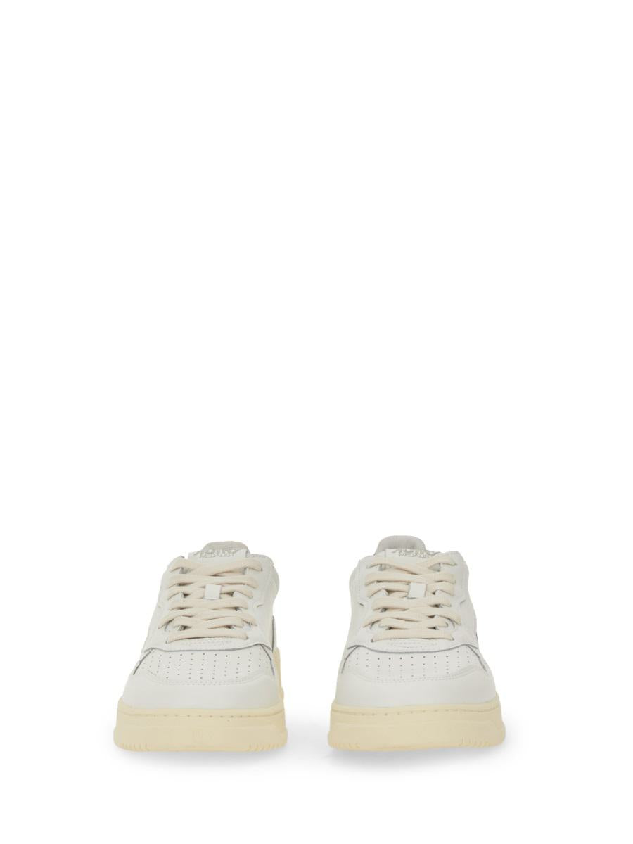 Autry Leather Sneaker