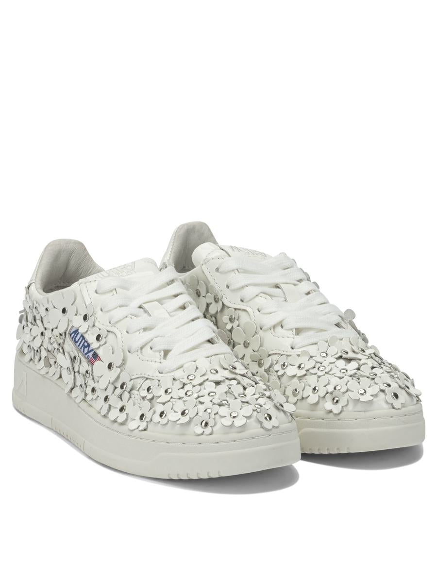 Autry "Medalist Low" Sneakers