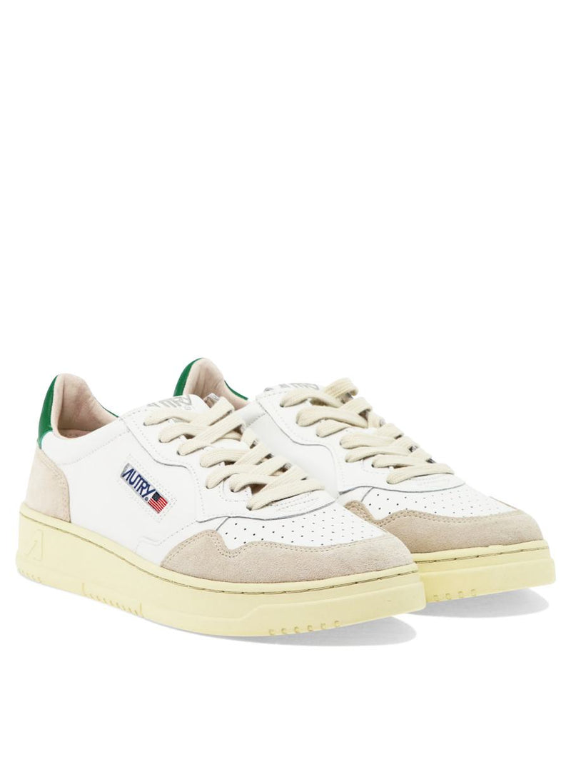 Autry "Medalist Low" Sneakers