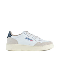 Autry Sneakers Medalist Low In Leather And Suede White And Blue Color.