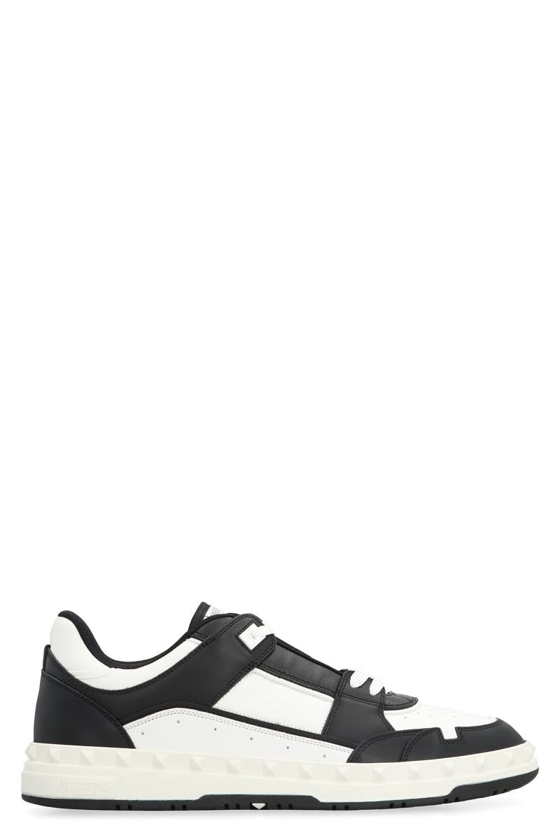 Valentino Garavani Freedots Low-Top Sneakers