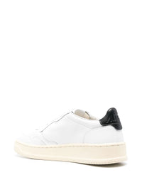 Autry 'Medalist Low' Sneakers In White Leather