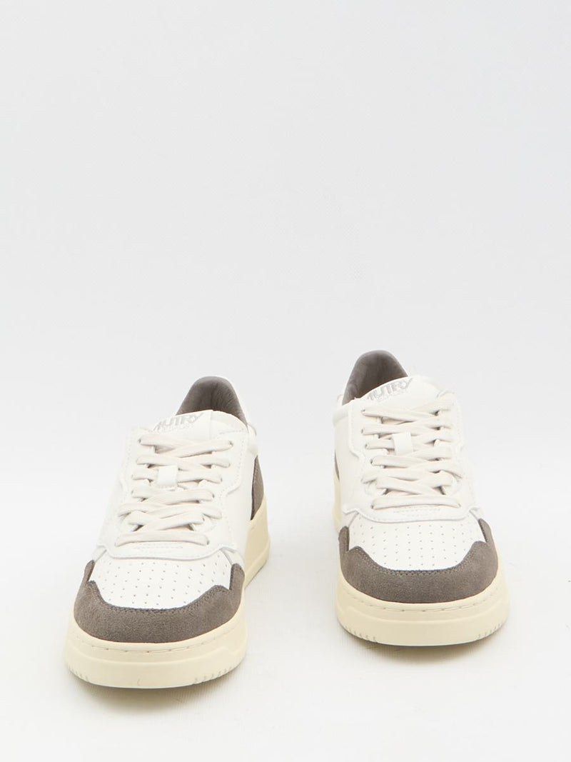 Medalist Low Sneakers