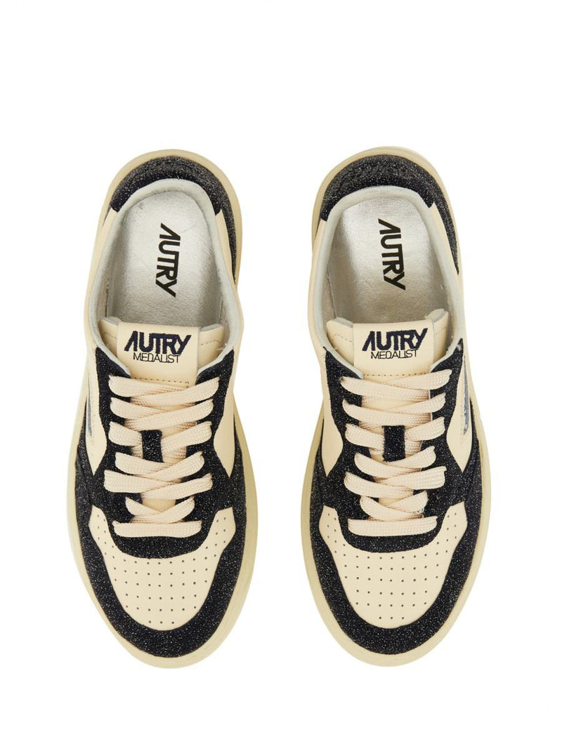 Autry "Medalist Low" Sneaker