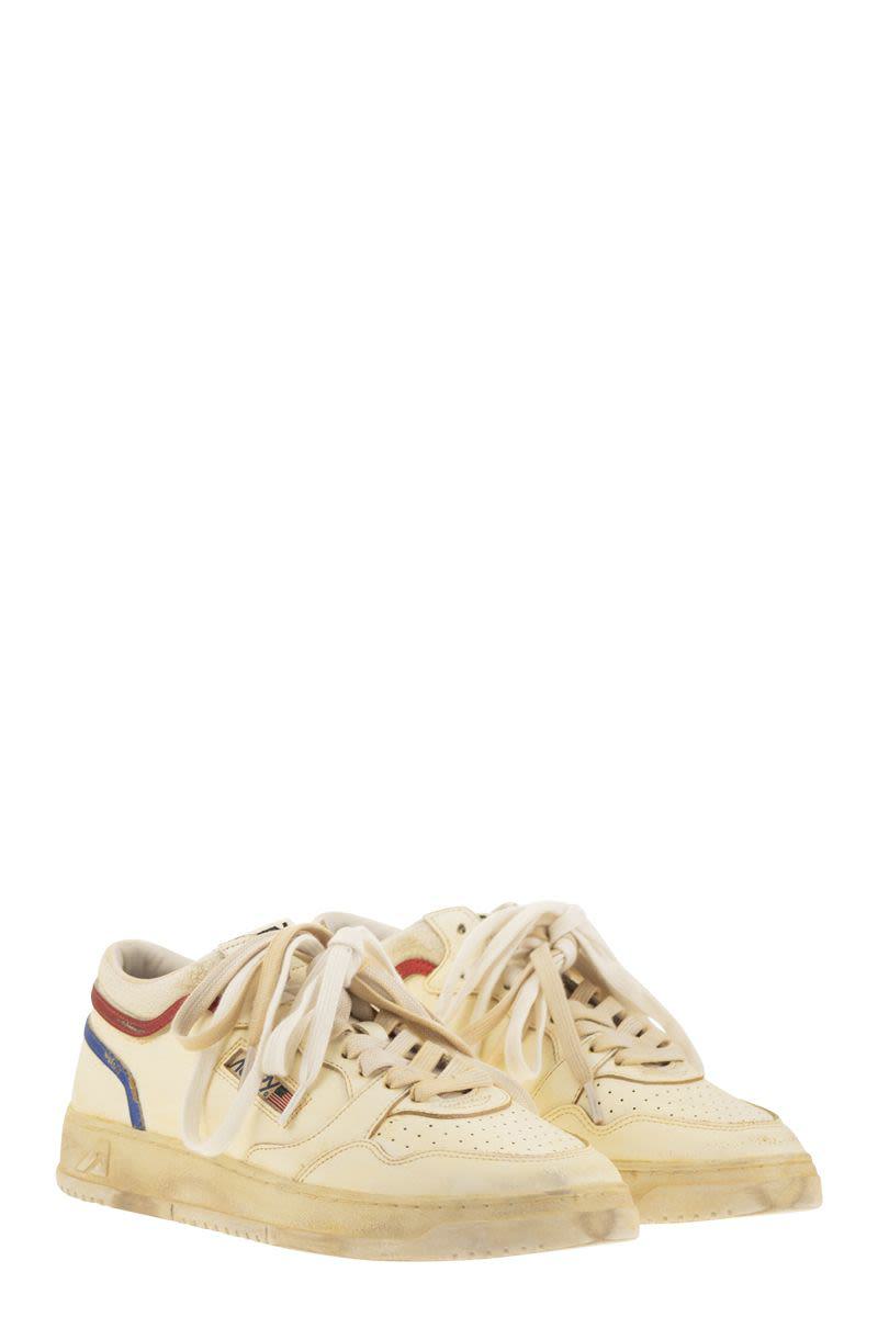 Autry Med-Way - Leather Sneakers