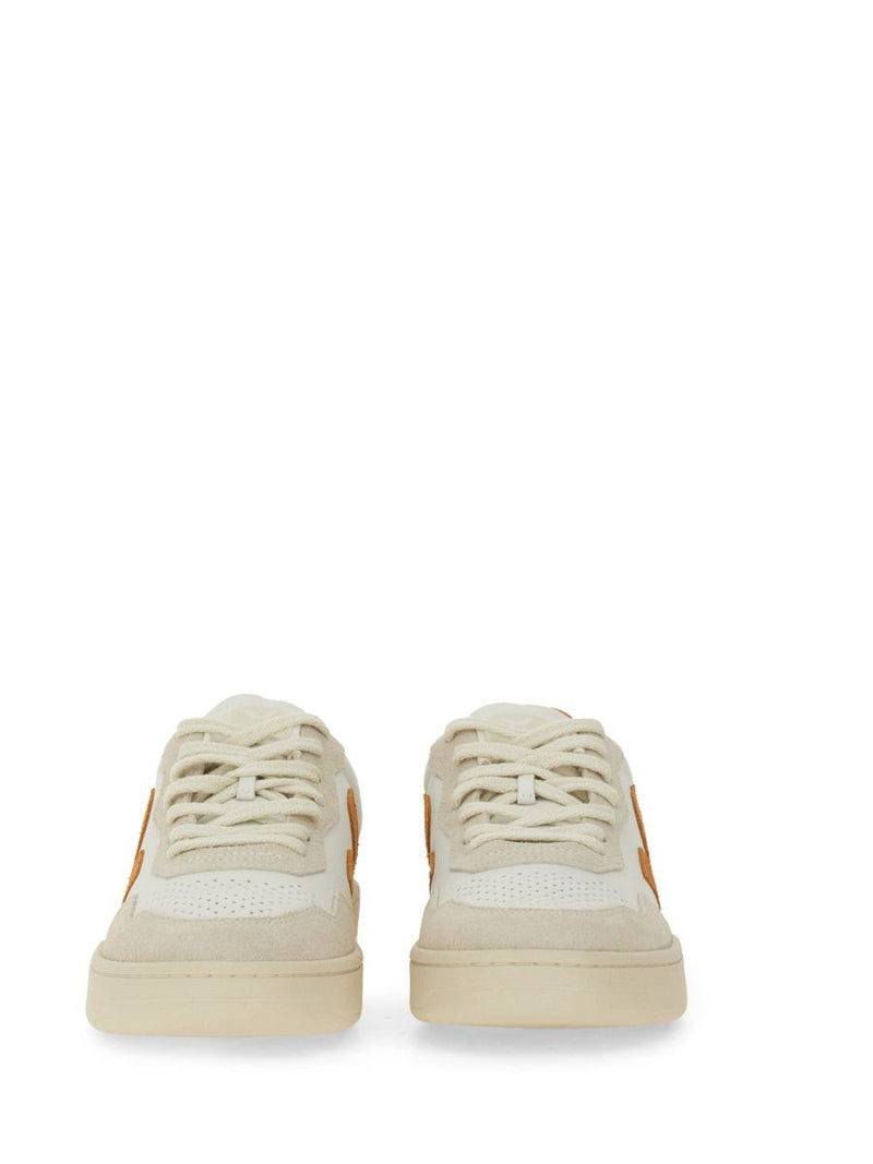 Veja Sneaker V-90