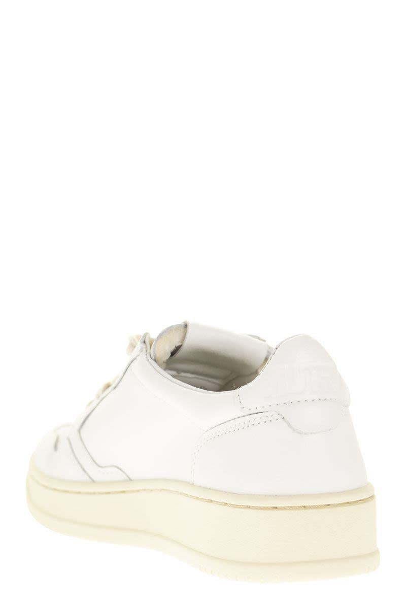 Autry Medalist Low - Leather Sneakers