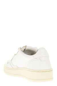 Autry Medalist Low - Leather Sneakers