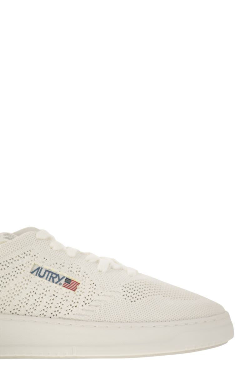 Autry Easeknit - Perforated Fabric Trainers