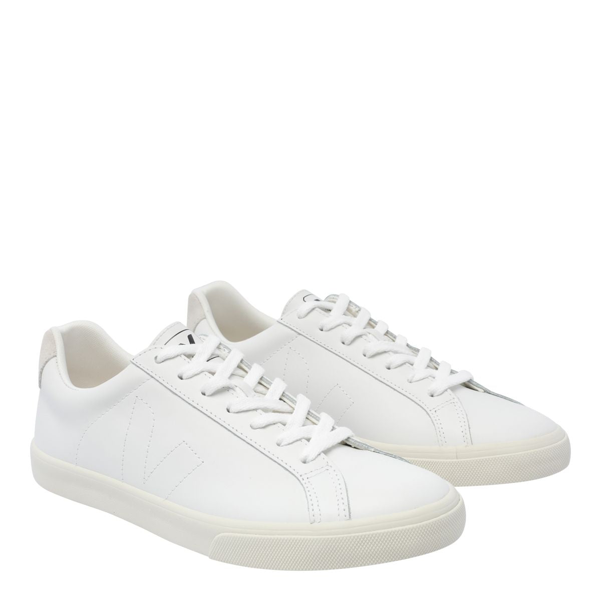 veja-sneakers-1764886748009466623-2