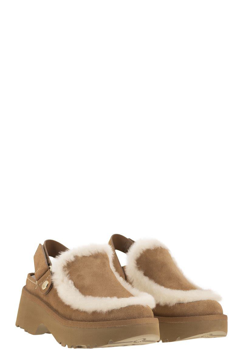UGG Esmee - Suede Clogs