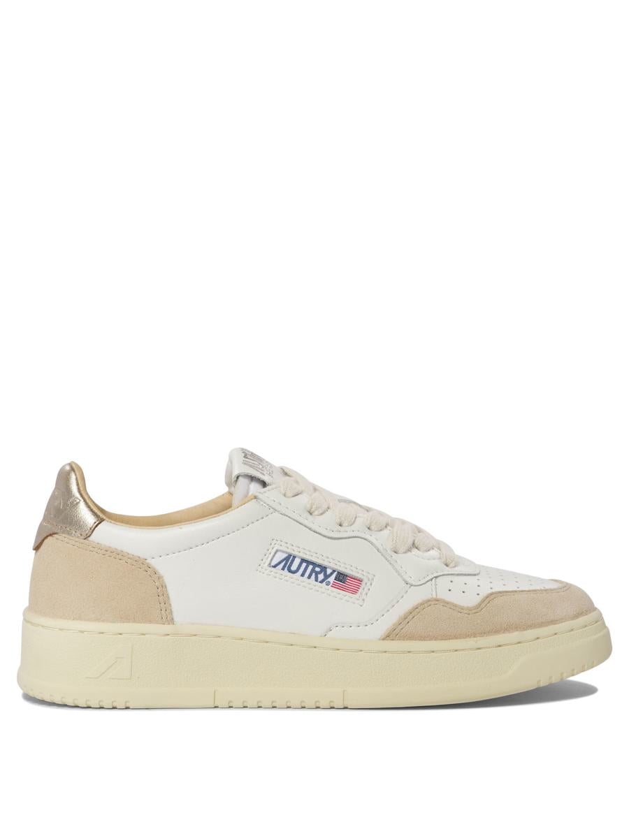Autry "Medalist Low" Sneakers