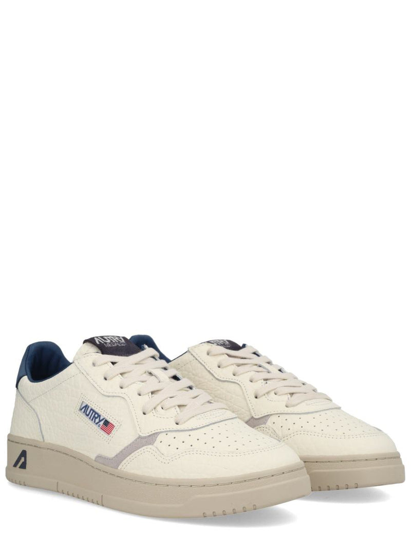 Autry "Medalist Low" Sneaker