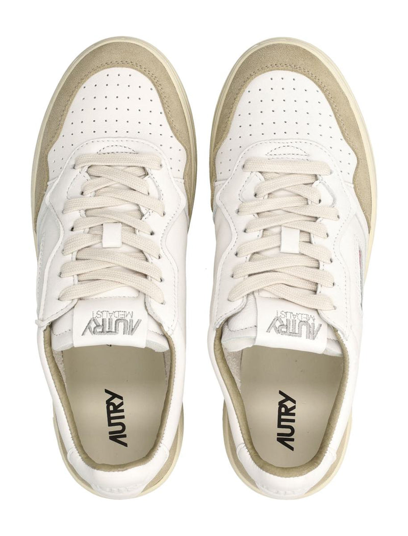 Autry Medalist Low Sneakers