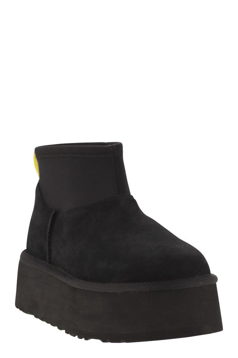 UGG Classic Mini Dipper Boots