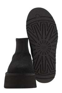 UGG Classic Mini Dipper Boots