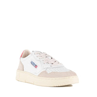 Autry Medalist Low Sneakers In Leather And Suede Color White And Tearose