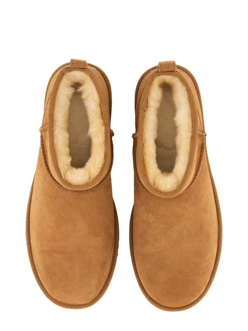 UGG Stivale Classic Ultra Mini