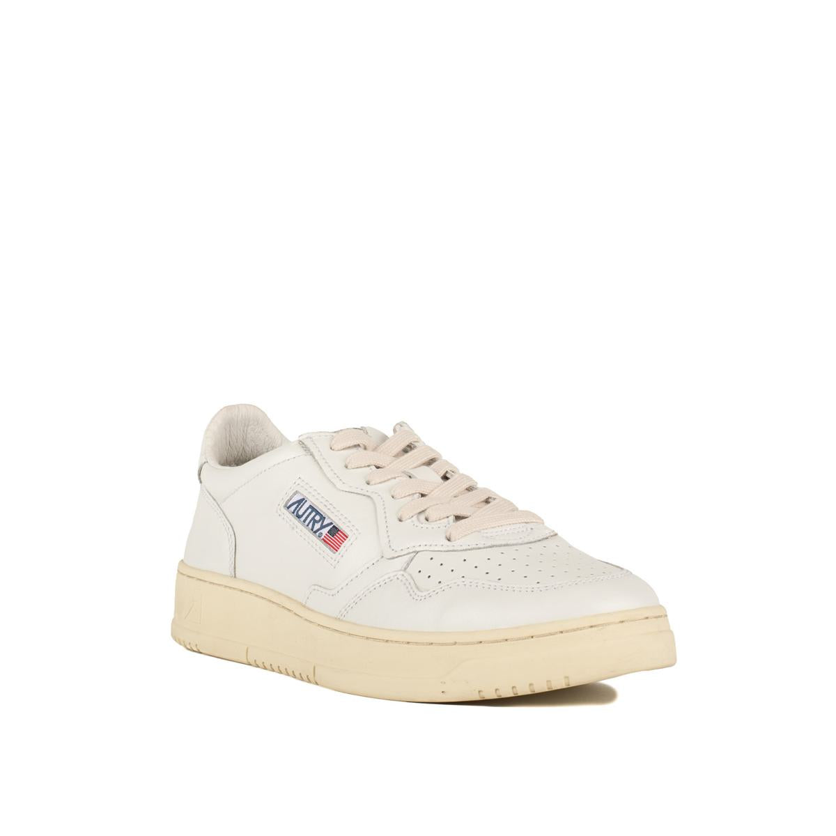 Autry Medalist Low Leather Sneakers White