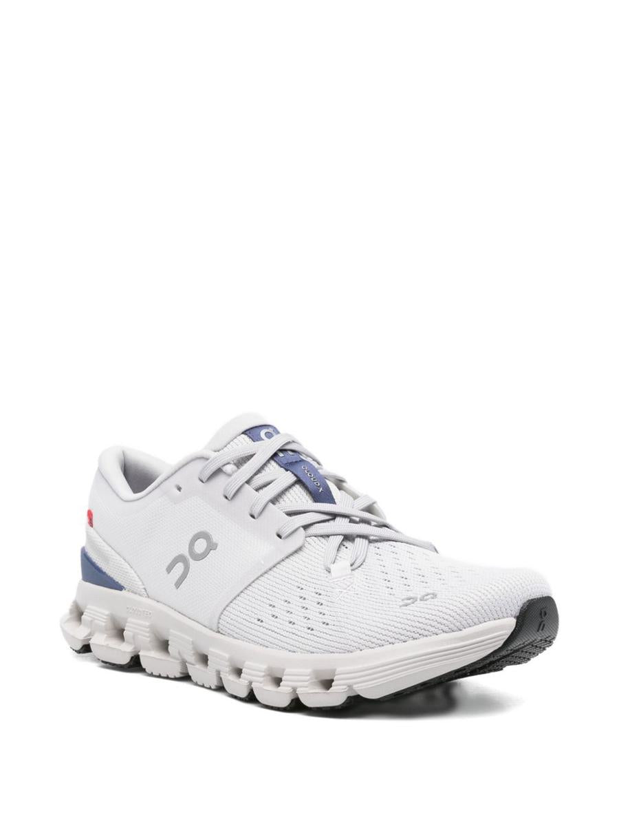 On Running Cloud X 4 Sneakers