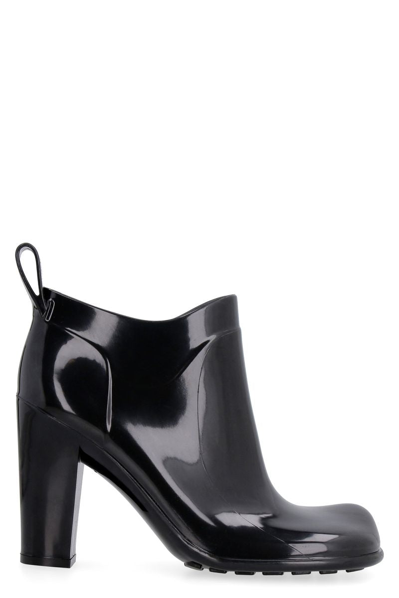 bottega-veneta-shine-rubber-boots-1766578946008971423-5