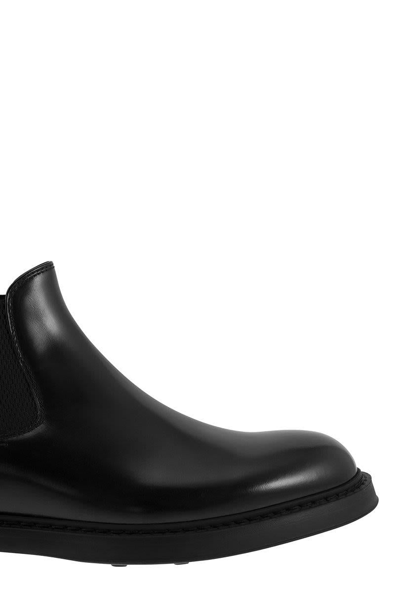 Doucal's Chelsea Leather Ankle Boot