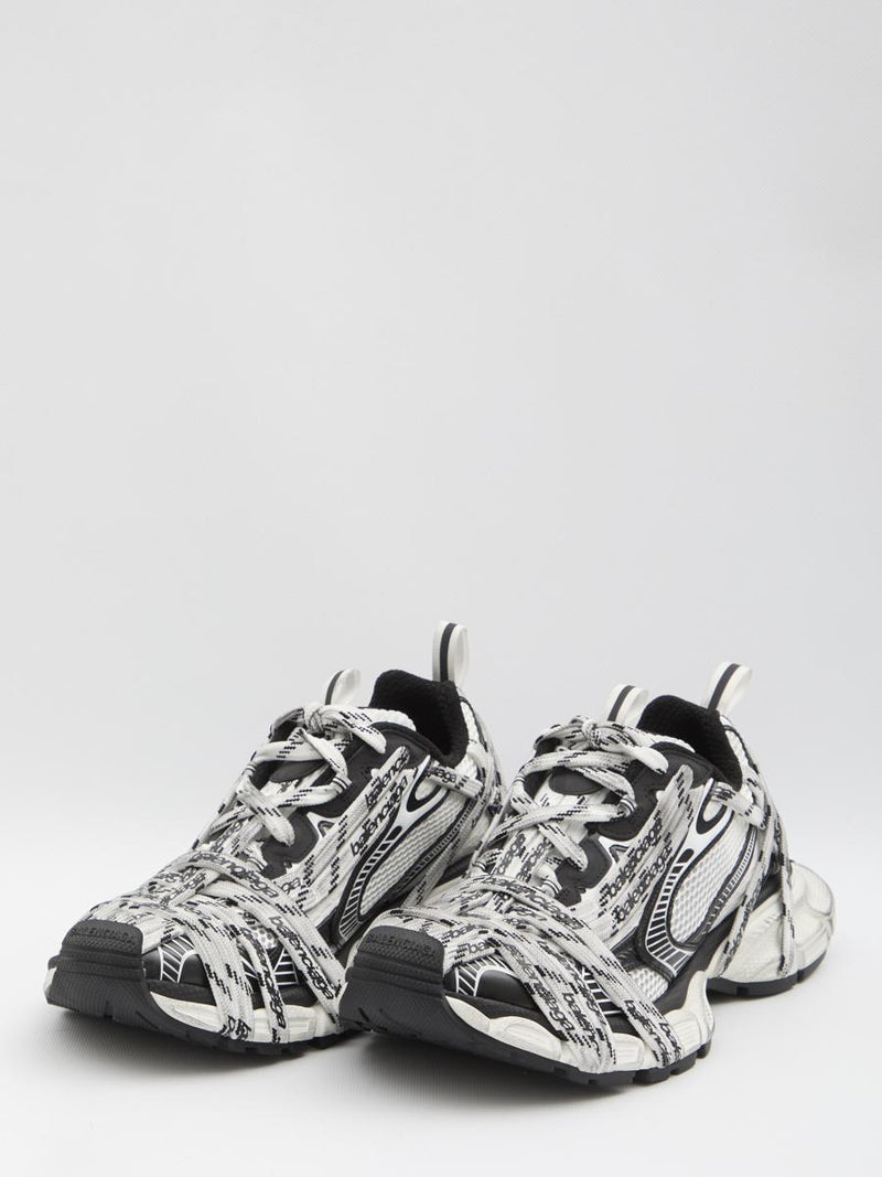 3Xl Extreme Laces Sneakers