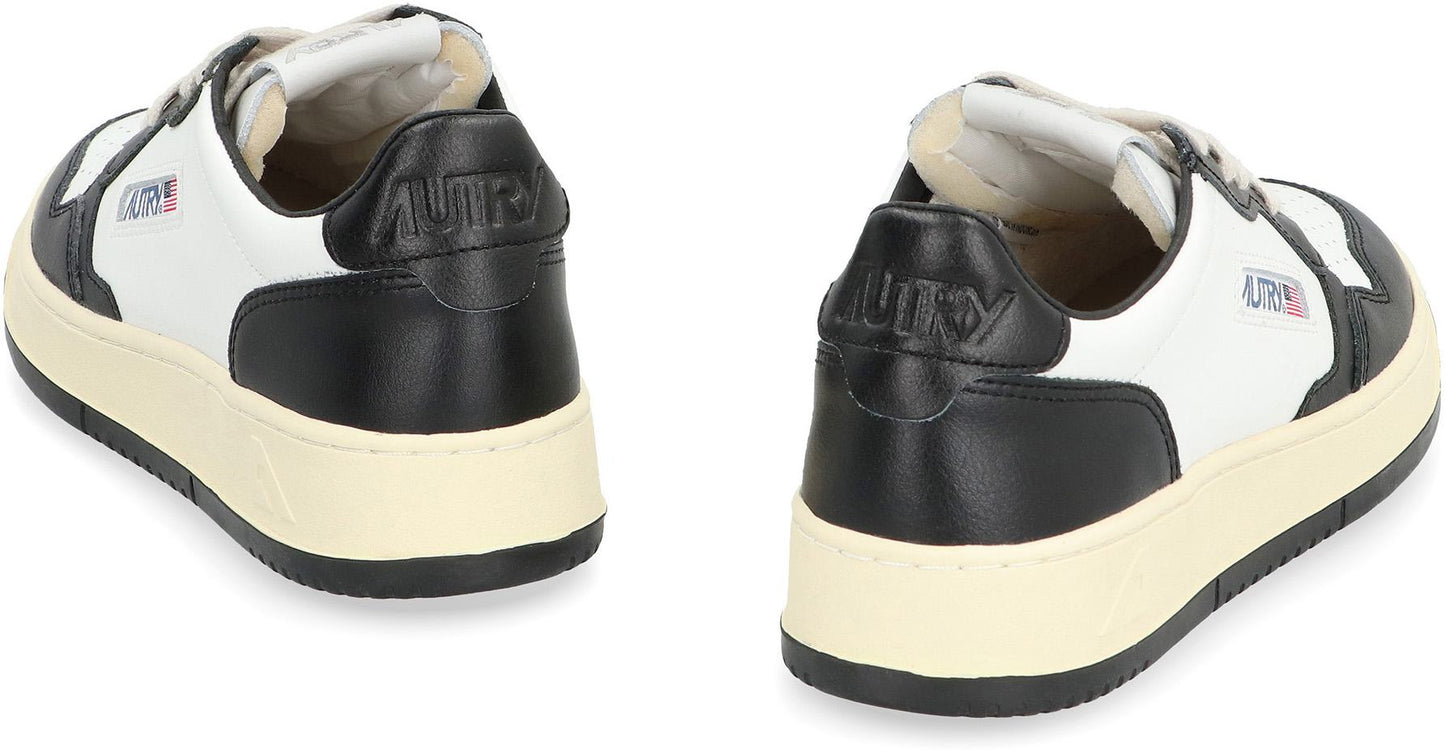 Autry Medalist Low-Top Sneakers