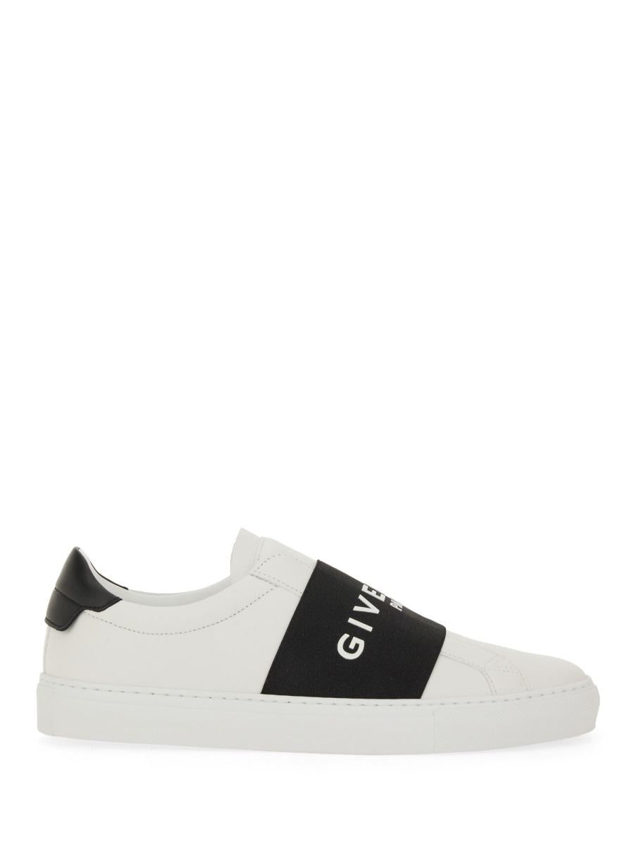 Givenchy "Urban Street" Sneaker