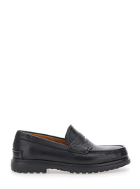 'Brema' Black Loafers With Tonal Stitching And Almond Toe In Leather Man
