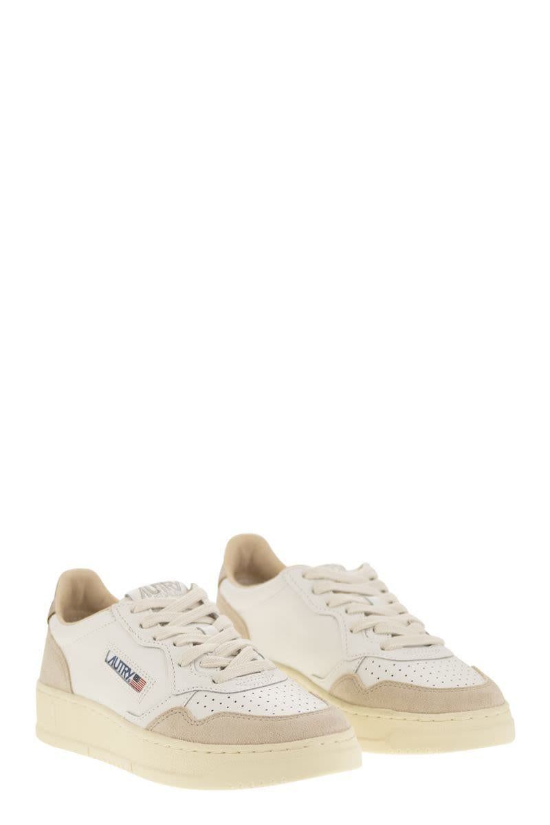 Autry Medalist Low - Leather Sneakers