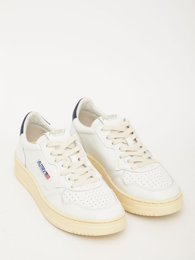 Medalist Low Sneakers