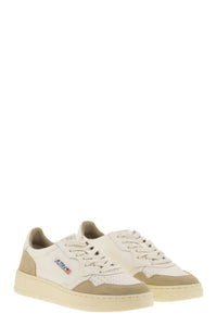 Autry Medalist Low - Two-Tone Leather Sneakers