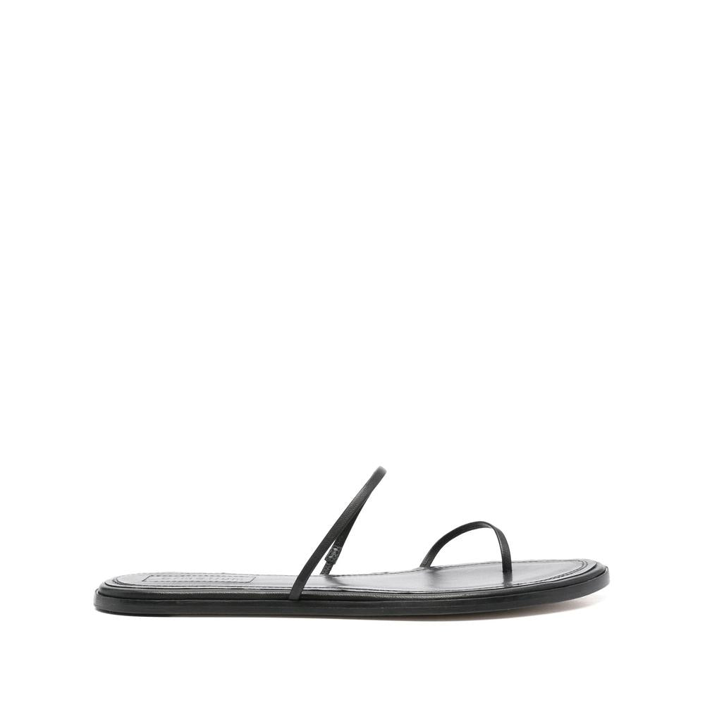 Armarium Flip-Flops & Slides