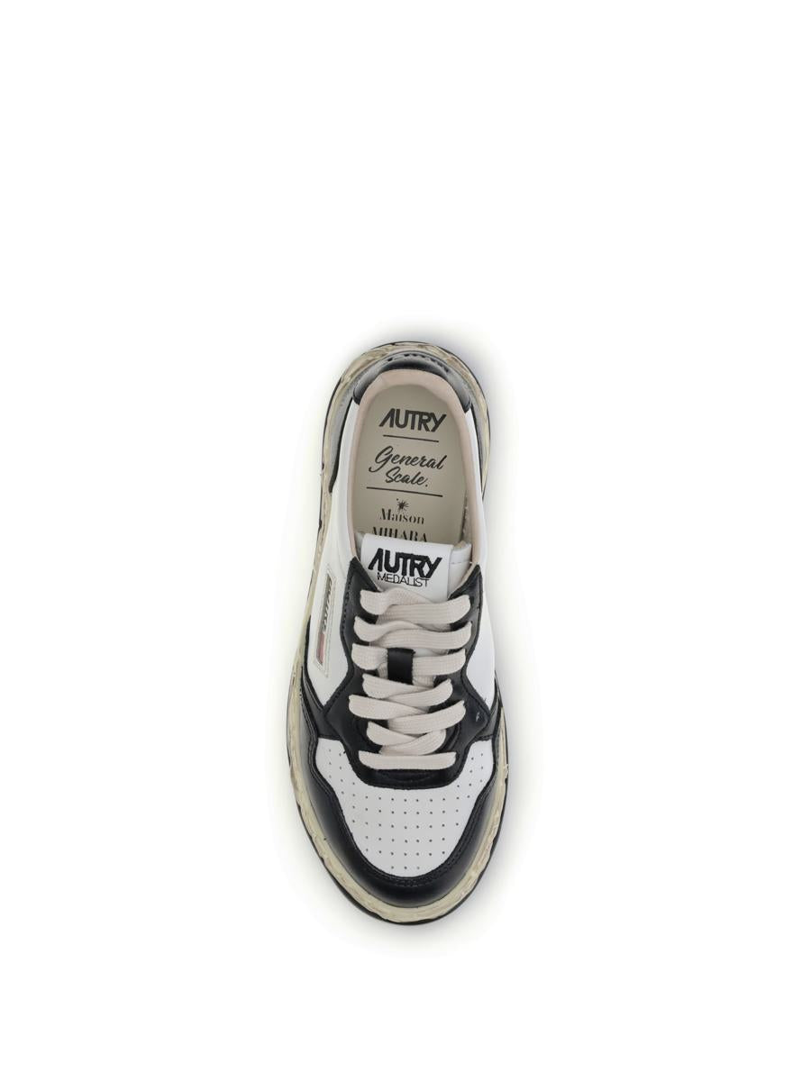 Autry Sneakers