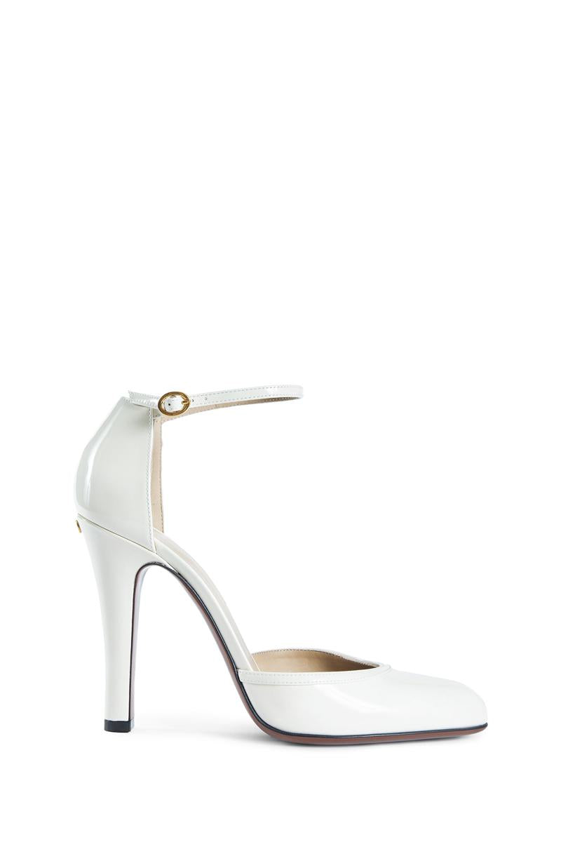 Valentino Garavani Pumps
