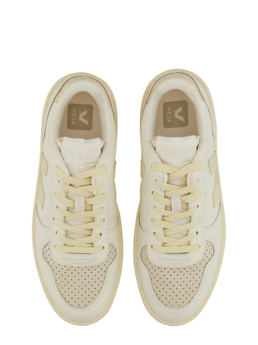 Veja Sneaker V-10