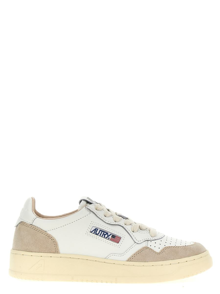 Autry 'Medalist Low' Sneaker