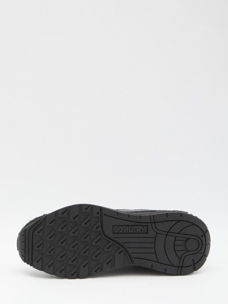 Action Reelwind Low Sneakers